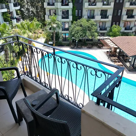 Lemas Apartahotel Side