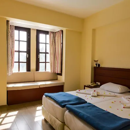 Lemas Apartahotel Side