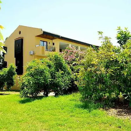 Apartahotel Lemas 3*