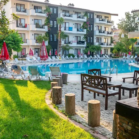 Lemas Apartahotel 3*