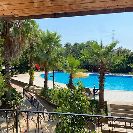 Lemas Aparthotel 3*