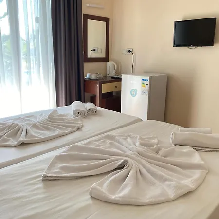 Lemas Aparthotel 3*