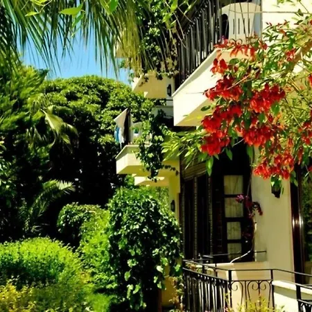 Lemas Aparthotel