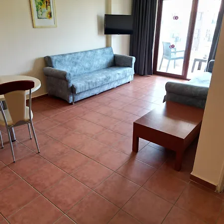 Apartmanhotel Lemas 4*