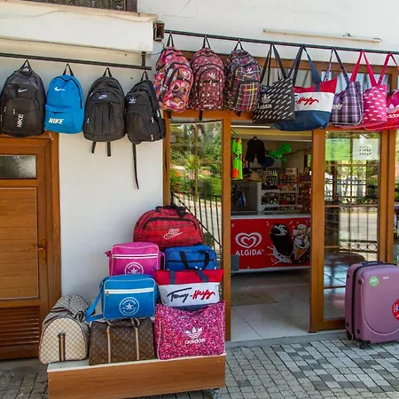 Lejlighedshotel Lemas