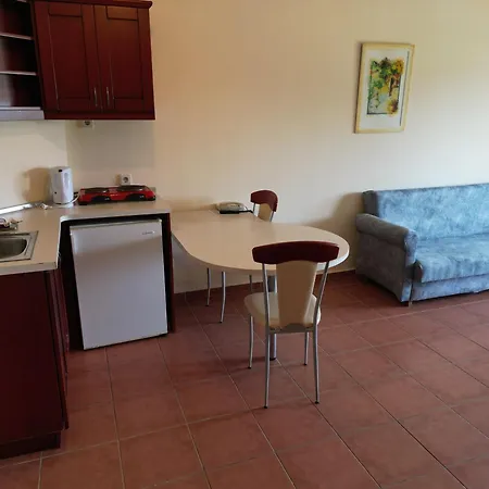 Lemas Lejlighedshotel