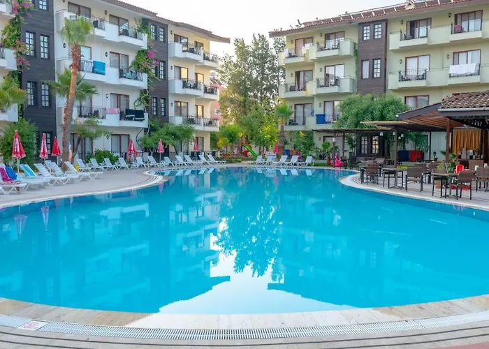 Apartmanhotel Lemas 4*