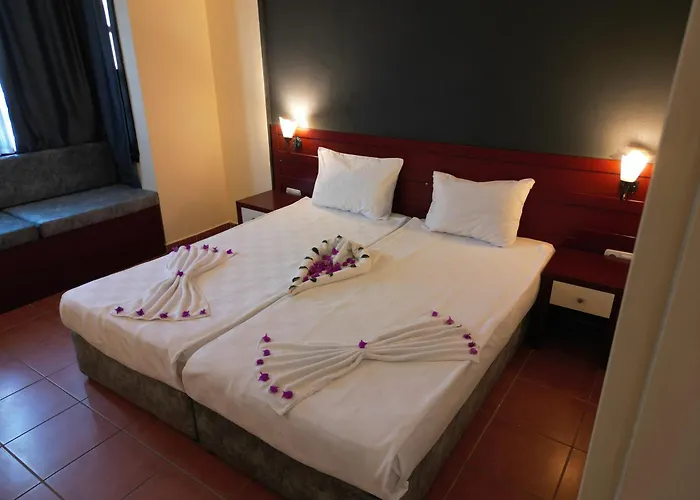 Lemas Apartmanhotel Side