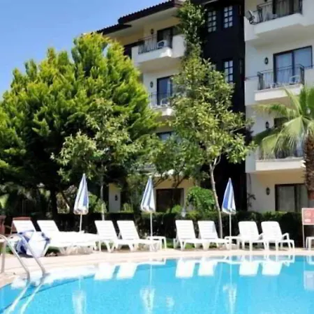 Ξενοδοχείο με διαμερίσματα Lemas 4*